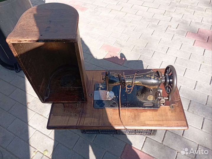 Швейная машинка зингер singer