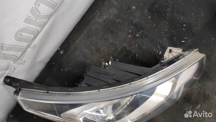 Фара передняя левая Hyundai Solaris 1