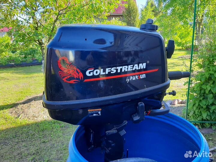 Лодочный мотор golfstream и лодка Pelican 3метра