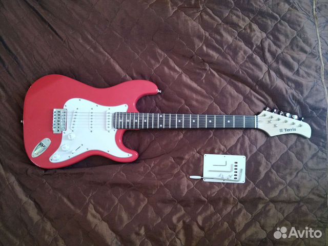 Электрогитара Stratocaster купить в Екатеринбурге | Хобби и отдых | Авито