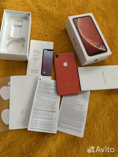 iPhone Xr, 64 ГБ