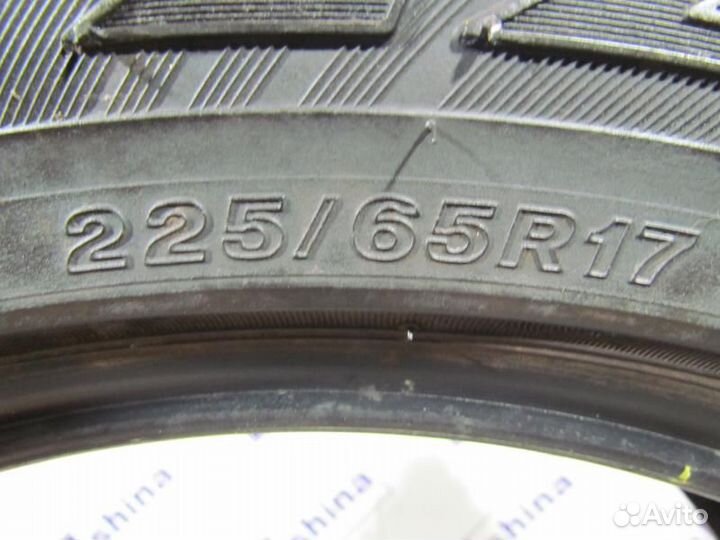 Bridgestone Blizzak DM-Z3 225/65 R17 99G