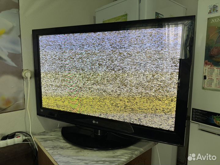 Телевизор lg 42PQ200R