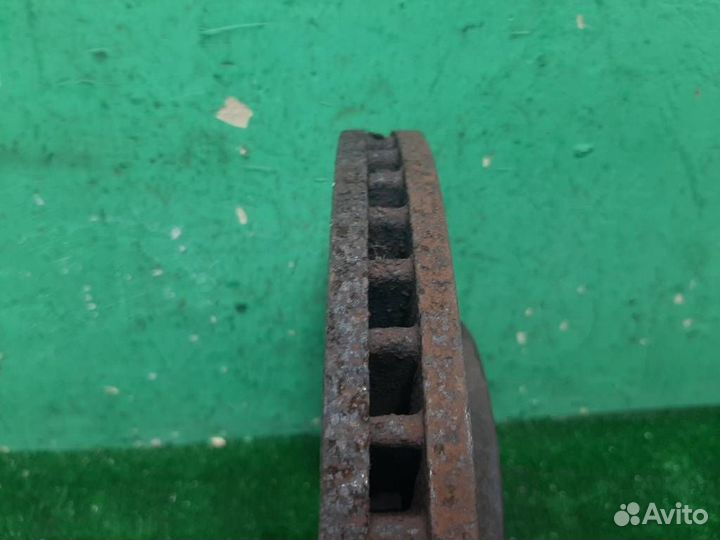 Диск тормозной передний Lexus RX300 (MCU15) 2002