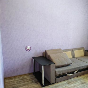 Комната в 2-к., 2/3 эт.