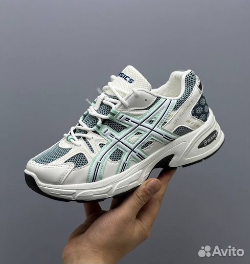 Кроссовки Женские Asics