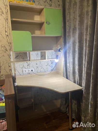 Компьютерный стол