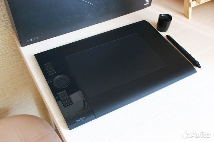 Графический планшет Wacom Intuos 4 M PTK-640