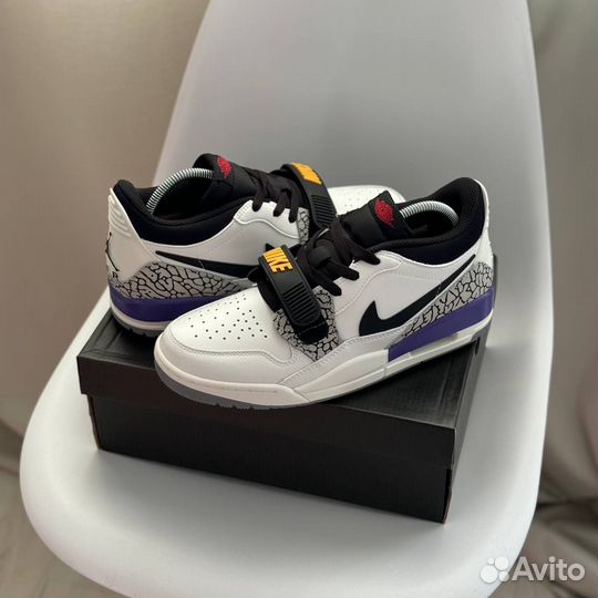 Jordan Legacy 312 Low «Lakers» оригинал