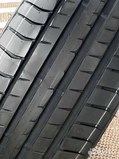 Triangle EffeXSport TH202 245/50 R20 112W