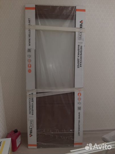 Двери межкомнатные с коробкой новые