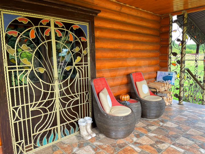 Дом 170 м² на участке 1,43 га