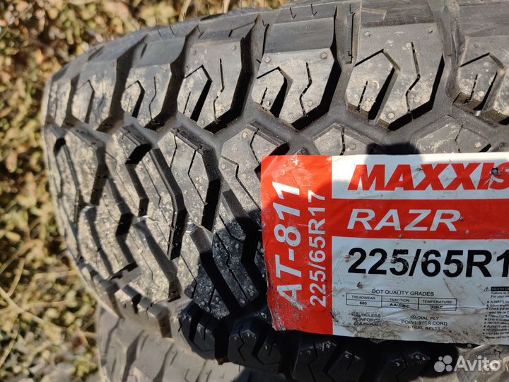 Maxxis AT-811 Razr AT 275/65 R18