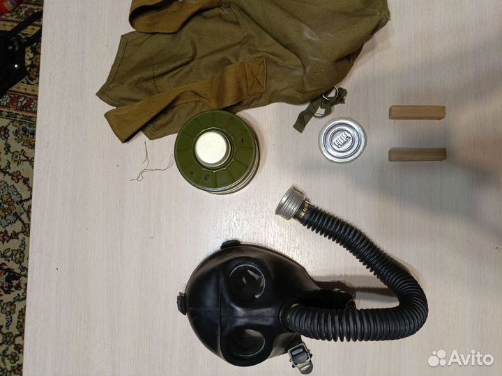 Противогаз