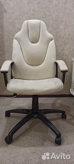 Компьютерное кресло