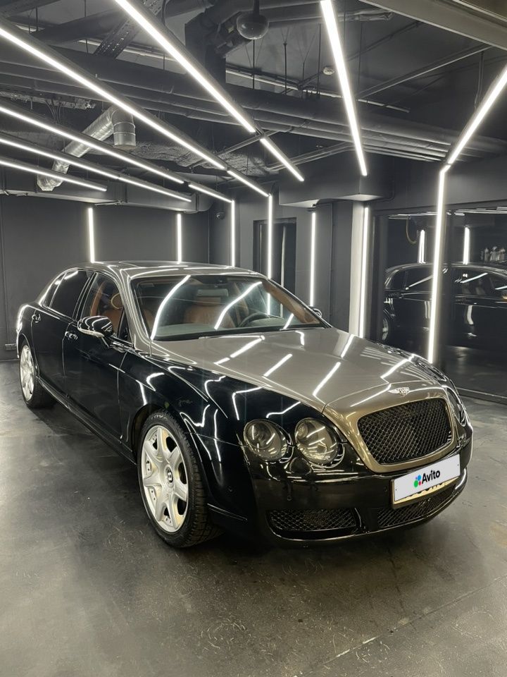 Bentley Continental Flying Spur: фото из отзыва