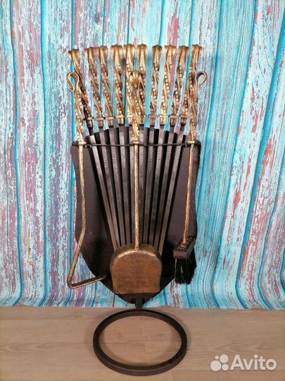 Каминный набор Щит-подставка Бык на 6 шампуров Ара