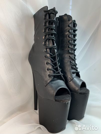 Стрипы ботильоны тройки pleaser 36