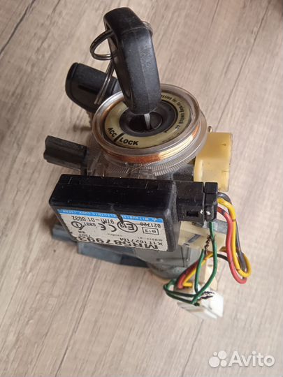 Эбу, замок зажигания Mitsubishi Lancer 9 АКПП