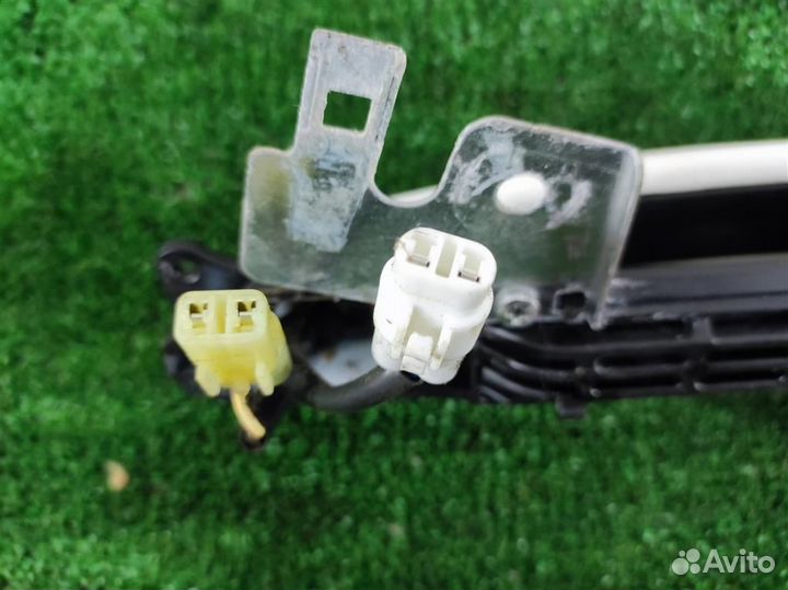 Ручка наружная двери передней левой Suzuki Swift