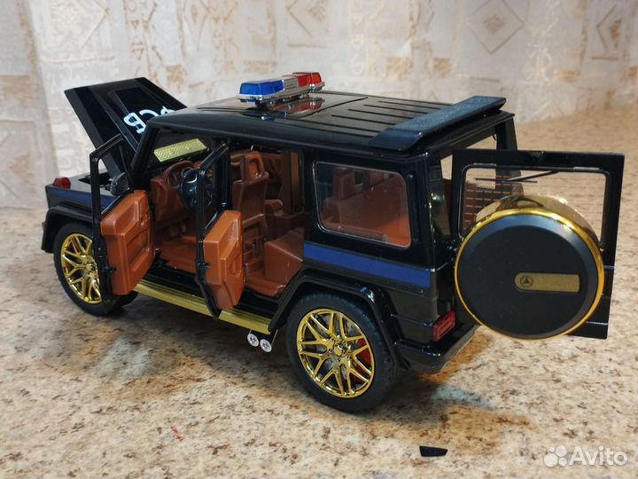 Mercedes g-класс Фсб металлическая модель 1:24
