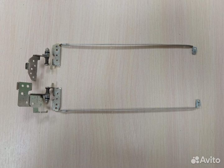 Петли (стойки, шарниры) Samsung NP355V5C, NP355 AM