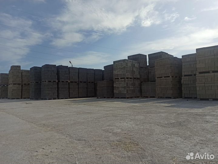 Керамзитобетонный вибропрессованный блок