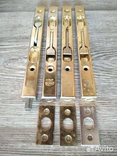 Продаю ригель дверной торцевой б/у