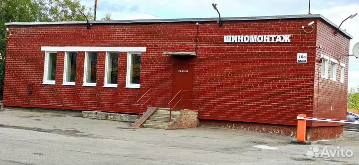 Шиномонтажник