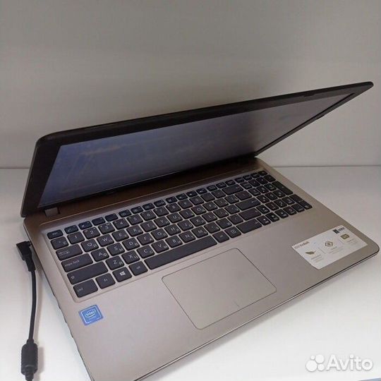 Ноутбук Asus VivoBook 15 X540NA 4/500GB Золотой