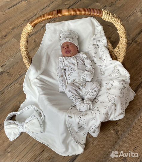 Комплект на выписку лето