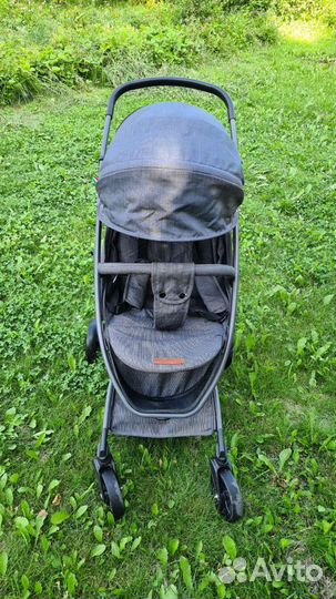 Прогулочная коляска farfello