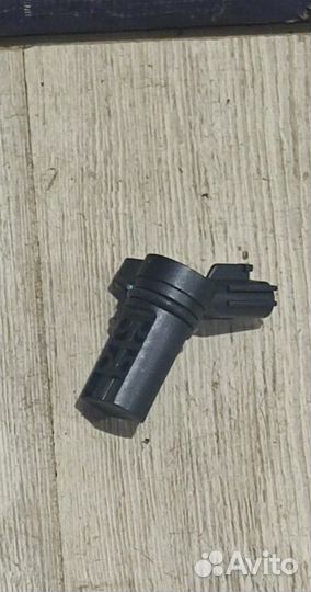 Датчик коленвала Nissan almera G15