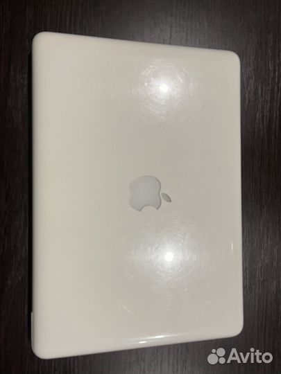 Apple MacBook