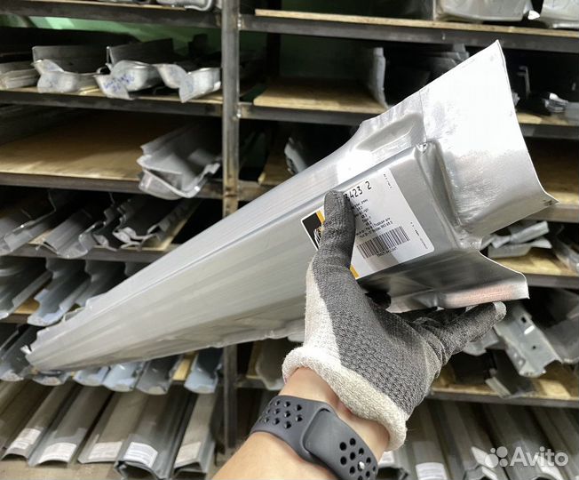 Порог правый Ford Mondeo 3 2000-2007 (Potrykus)