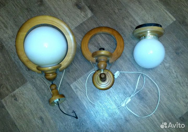 Люстры и бра с отделкой натуральным деревом