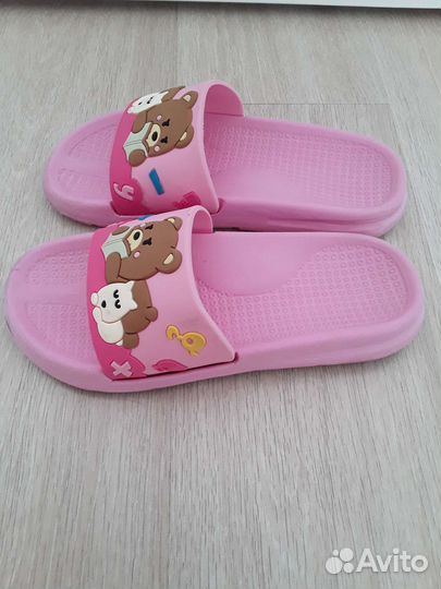 Кроссовки для девочек размер 26, чешки размер 25,5