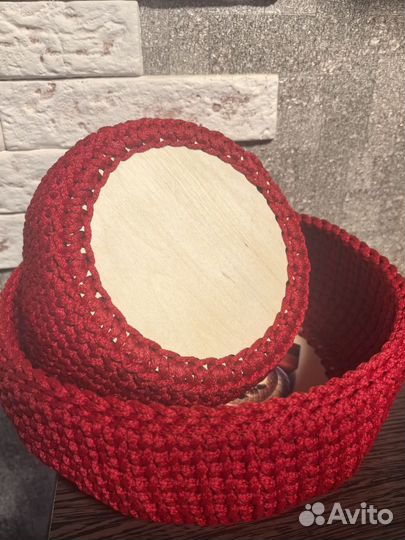 Корзиночка вязаная