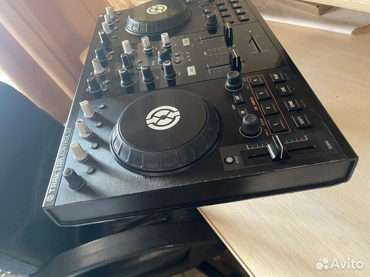 Dj контроллер traktor s2 mk1