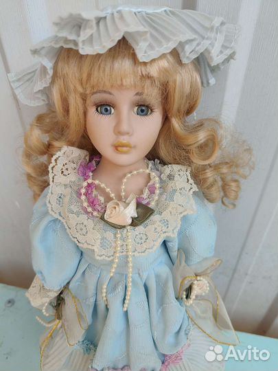 Фарфоровая кукла на реставрацию