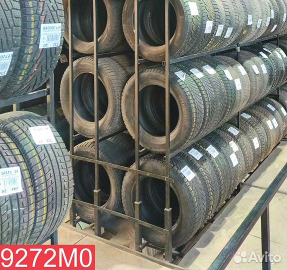 Hankook Winter I'Pike 215/65 R17 95N