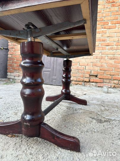 Журнальный стол