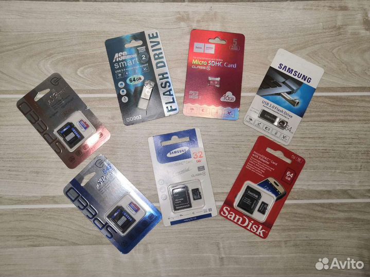 Карта памяти MicroSD
