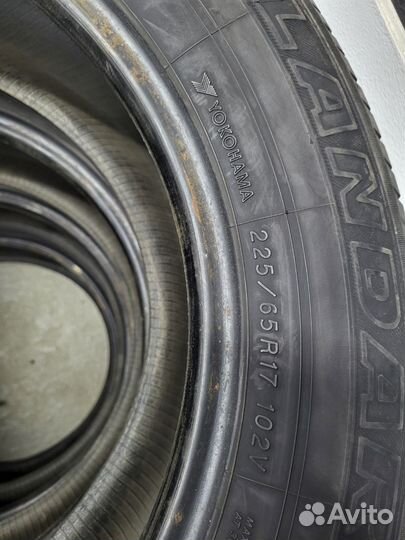 Yokohama Geolandar G98 225/65 R17 V