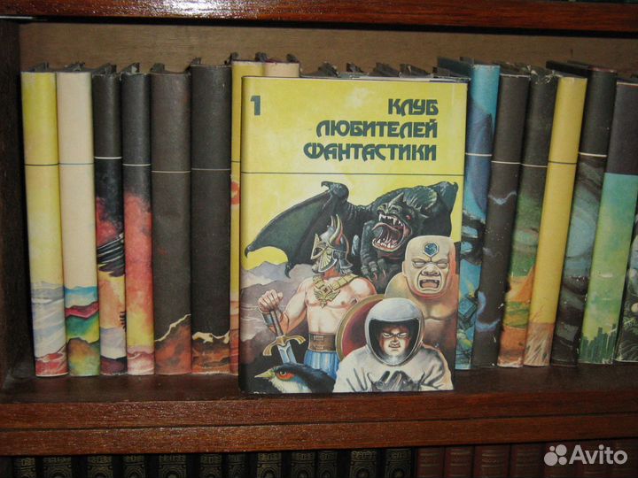 Продам книги