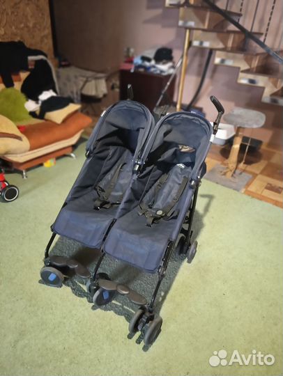 Прогулочная коляска peg perego pliko mini twin
