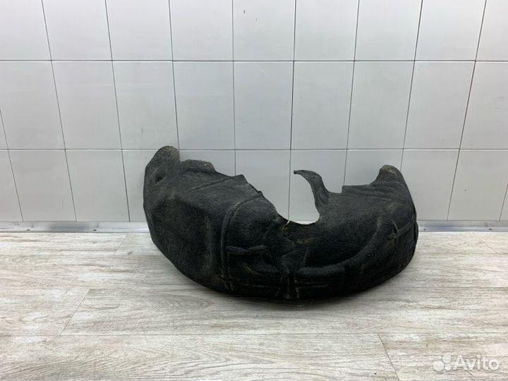 Подкрылок задний правый Skoda Octavia универсал