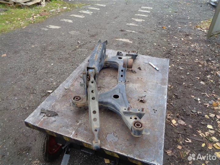 Балка задняя Nissan Juke (F15) 2011