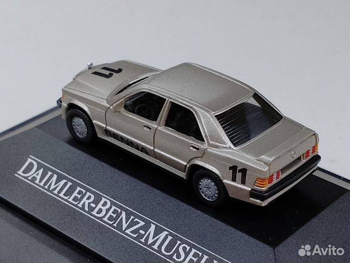 Mercedes Benz 190E (W201). 1982-1993 senna