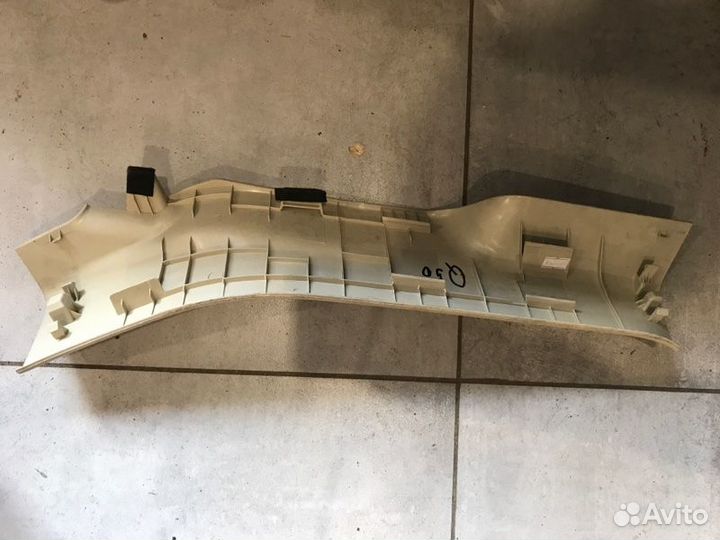 Накладка на порог внутренняя задняя левая Infiniti